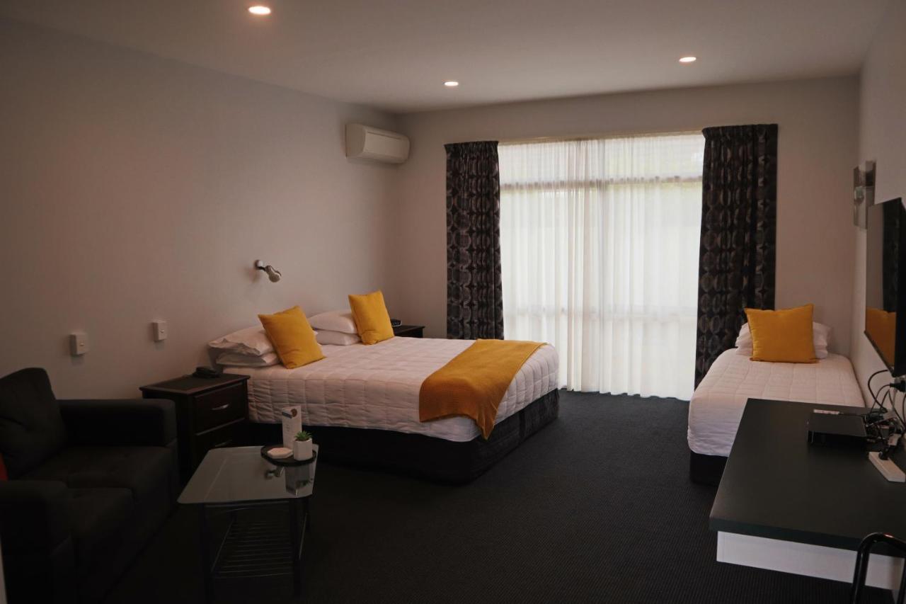 Totara Lodge Upper Hutt Buitenkant foto