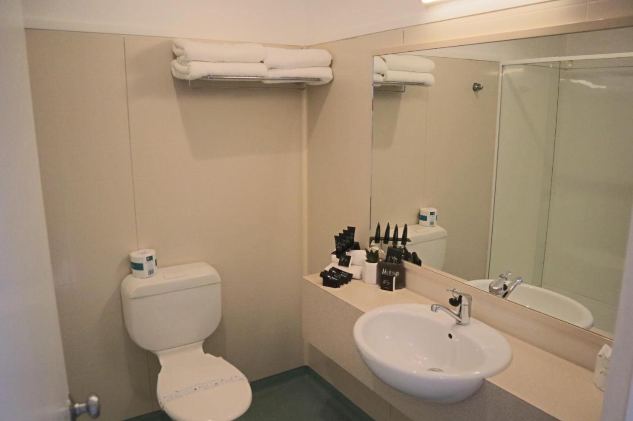 Totara Lodge Upper Hutt Buitenkant foto