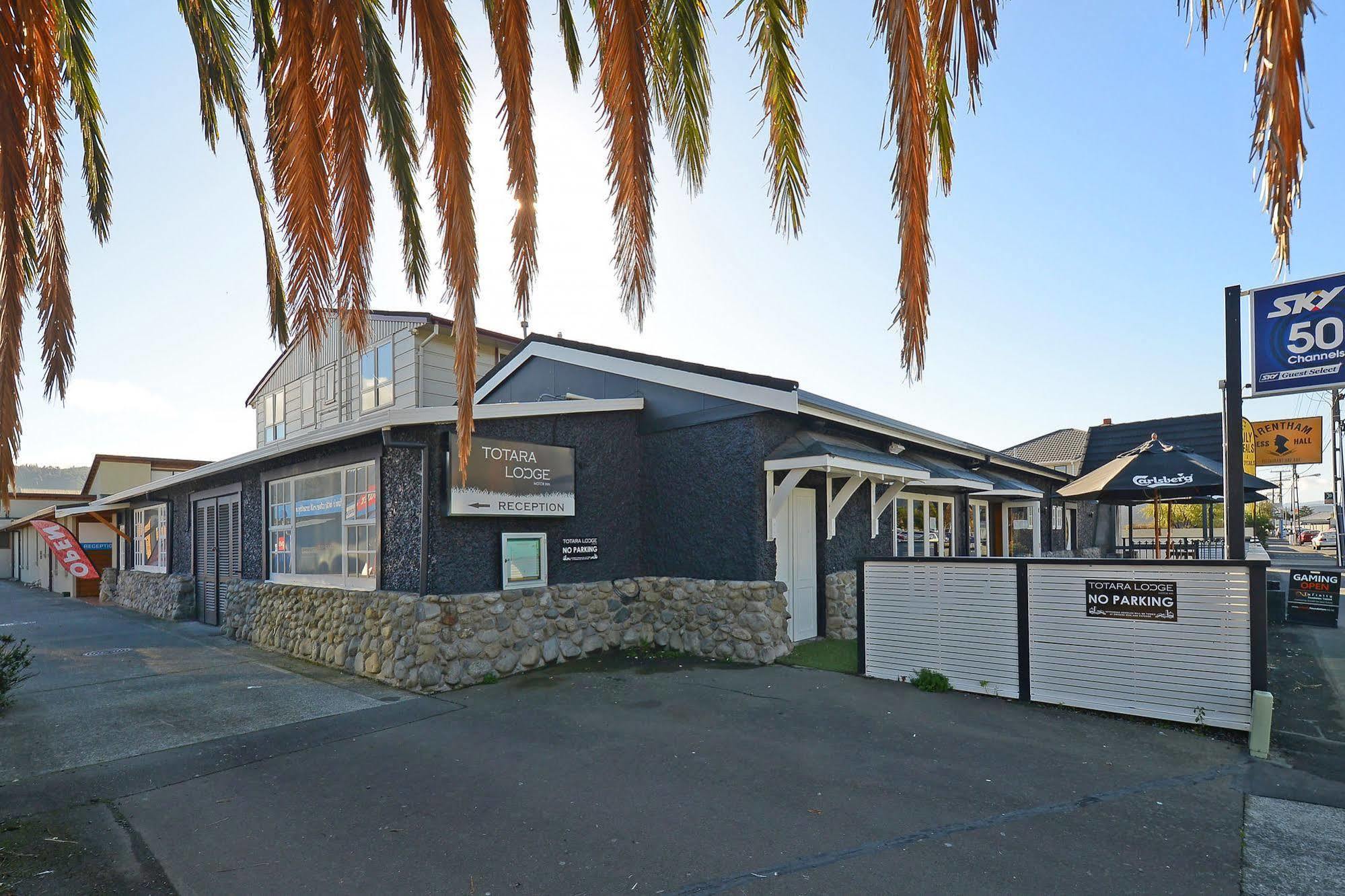Totara Lodge Upper Hutt Buitenkant foto