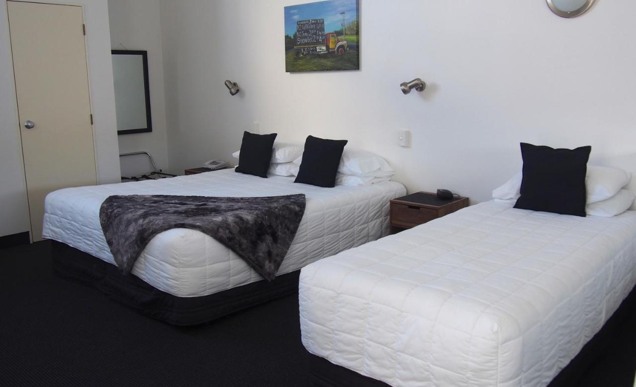 Totara Lodge Upper Hutt Buitenkant foto